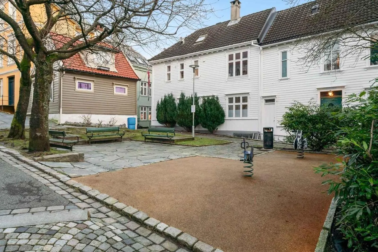 Dinbnb Apartments L 400M To Bryggen L Luxury L Bergenhouse L Fireplace Bergen